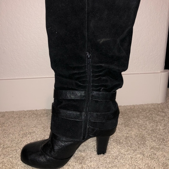 Fergalicious Tall Black Heeled Boots Size 8 - Picture 3 of 7